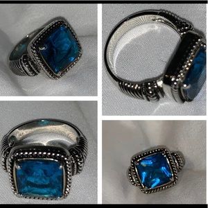 Premier Designs Blue Sparkles! Ring Size 6